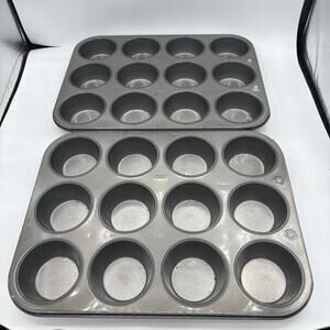 Ekco Muffin Pans Lot of 2 Regular Size Cupcake Mold 12 Hole Slot Each USA‎